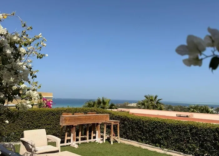 Hill Luxurious 3br Sea View Gouna * الغردقة