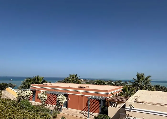 Hill Luxurious 3br Sea View Gouna شقة